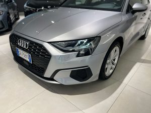 Audi   30 TDI S tronic