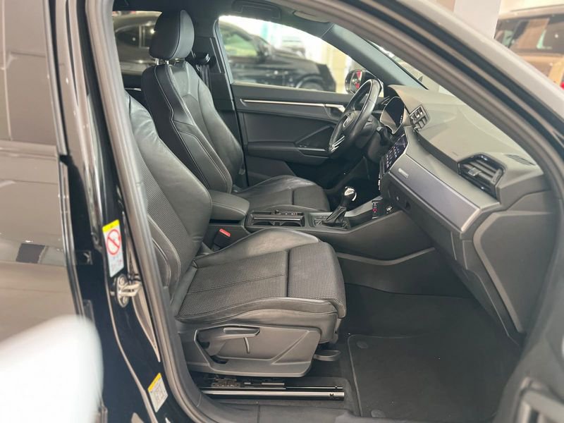 Audi   35 TDI S tronic S Line Edition