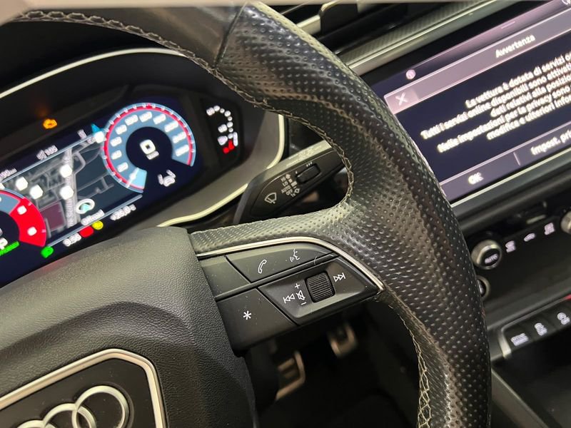 Audi   35 TDI S tronic S Line Edition