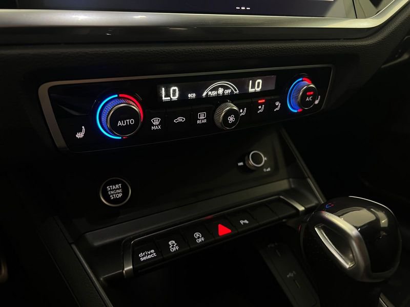 Audi   35 TDI S tronic S Line Edition