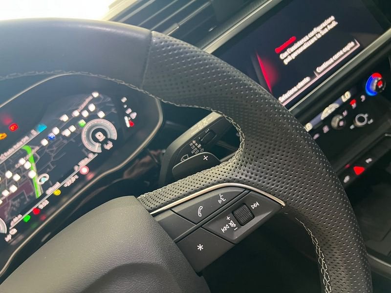 Audi Q3  45 TFSI e S tronic S Line Edition