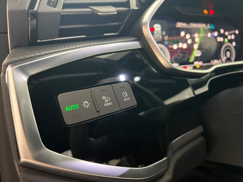 Audi Q3  45 TFSI e S tronic S Line Edition