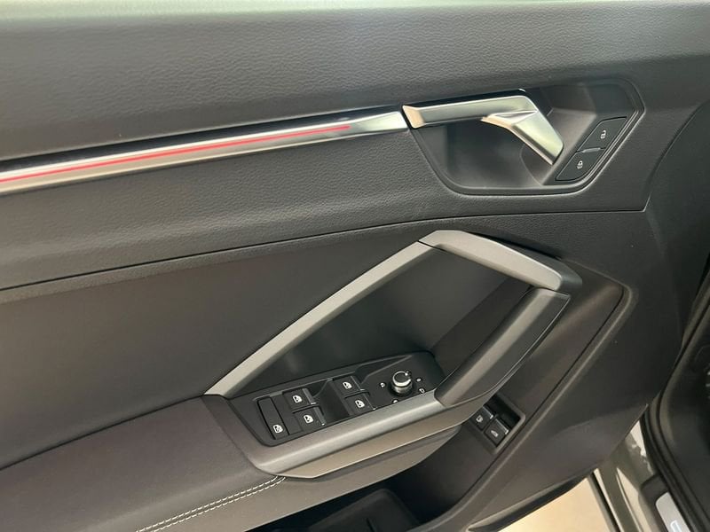 Audi Q3  45 TFSI e S tronic S Line Edition