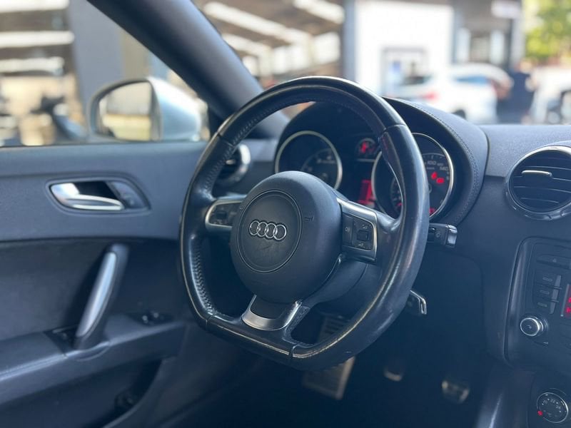 Audi TT  TT Roadster 2.0 tfsi