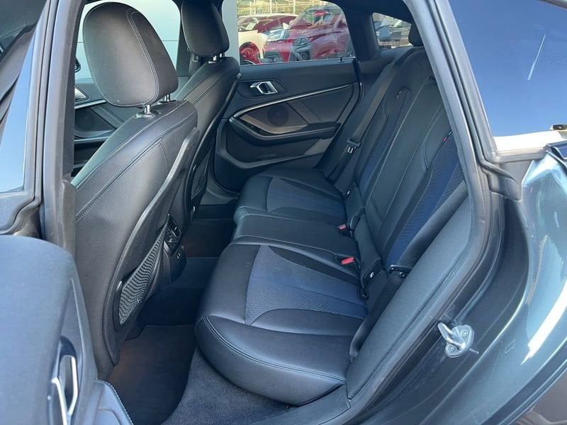 BMW   220d M Sport autom.