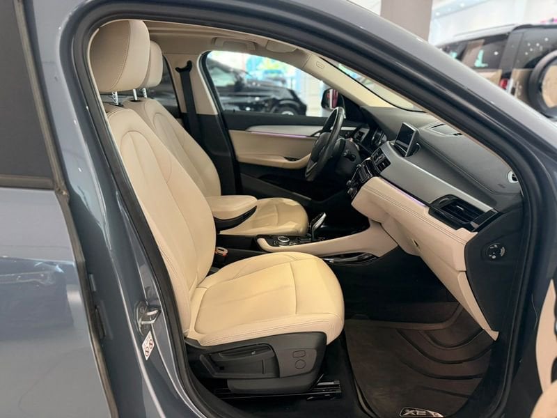 BMW X2  X2 sdrive18d Advantage