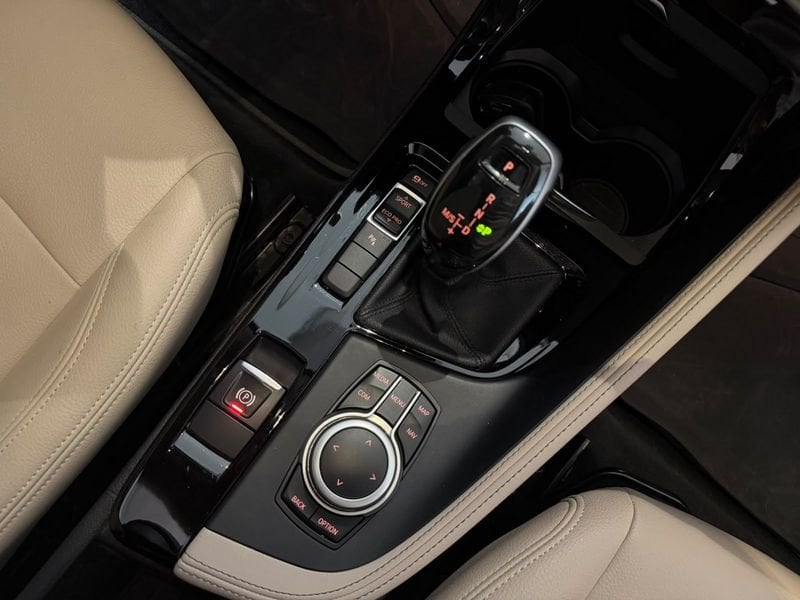 BMW X2  X2 sdrive18d Advantage