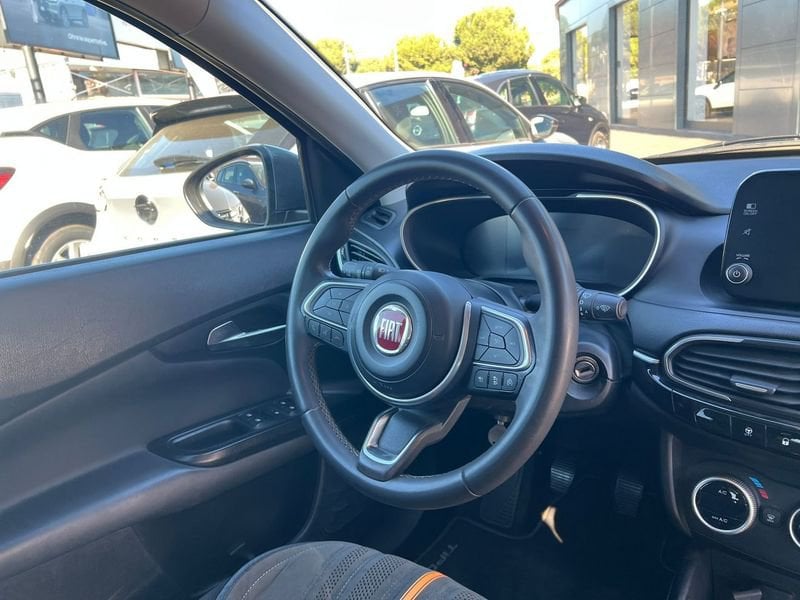 Fiat   1.0 100cv Cross