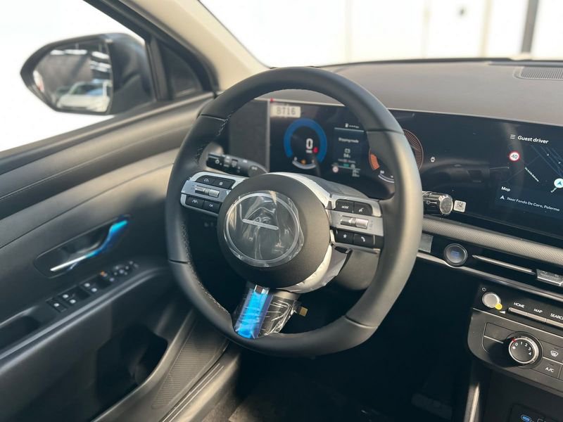 Hyundai   1.6 HEV 2WD AT Xtech
