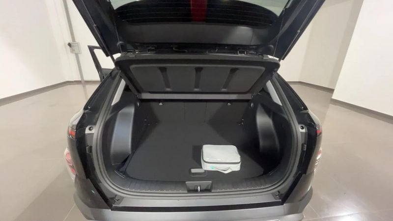 Hyundai   1.6 HEV Business 2WD DCT