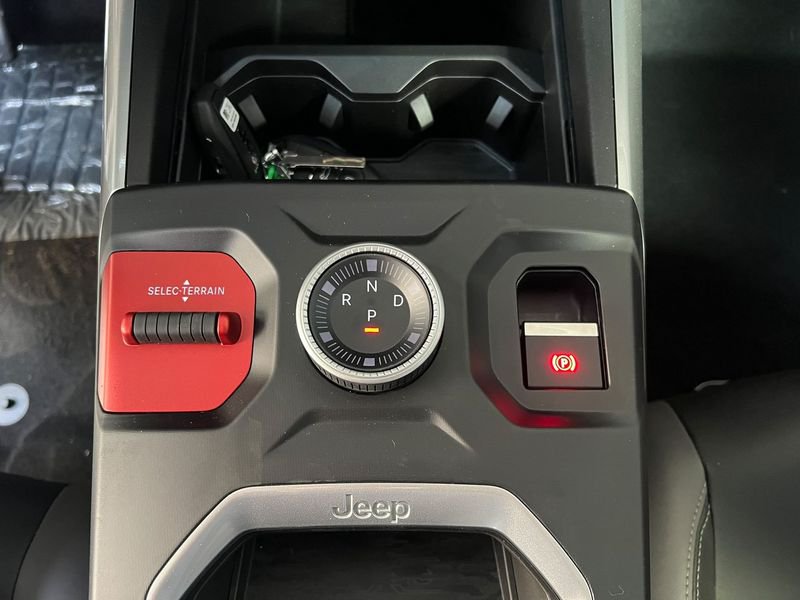 Jeep   1.2 Turbo MHEV 106kW First Edition DCT