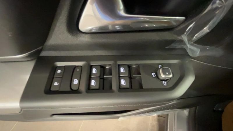 Jeep   1.2 Turbo MHEV 106kW First Edition DCT