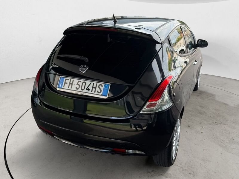 Lancia Ypsilon  Ypsilon 1.2 Silver ecochic Gpl 69cv