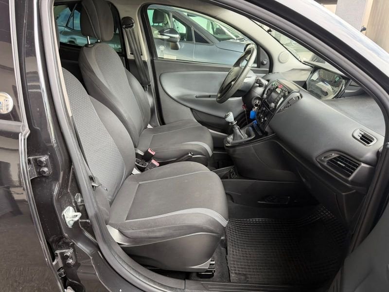 Lancia Ypsilon  Ypsilon 1.2 Silver ecochic Gpl 69cv