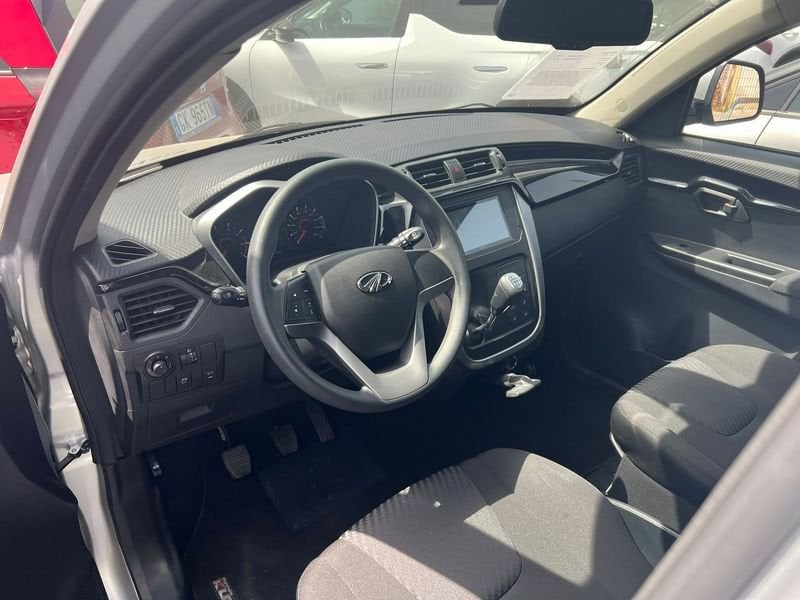 Mahindra   1.2 K8