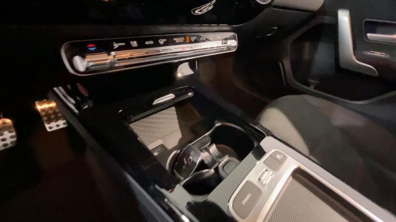 Mercedes-Benz   A 200 d AMG Line Advanced auto