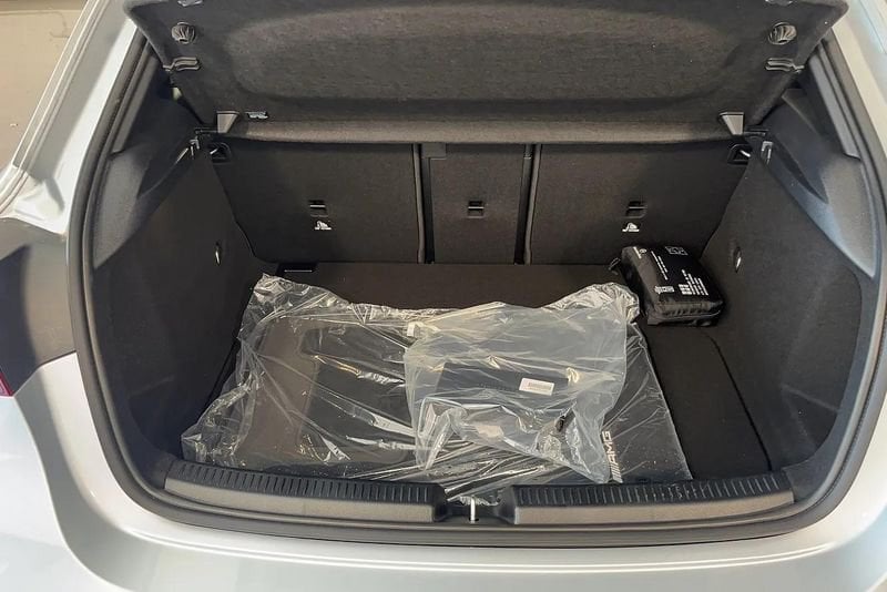 Mercedes-Benz   A 200 d AMG Line Advanced auto