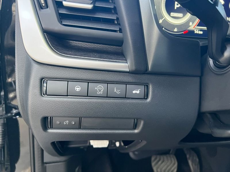 Nissan Qashqai  1.3 MHEV 158 Tekna CVT