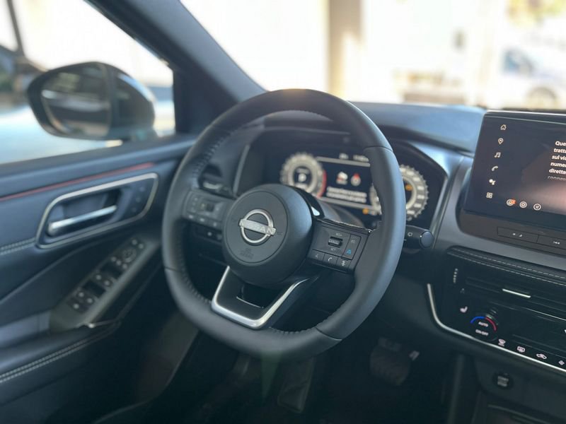 Nissan Qashqai  1.3 MHEV 158 Tekna CVT