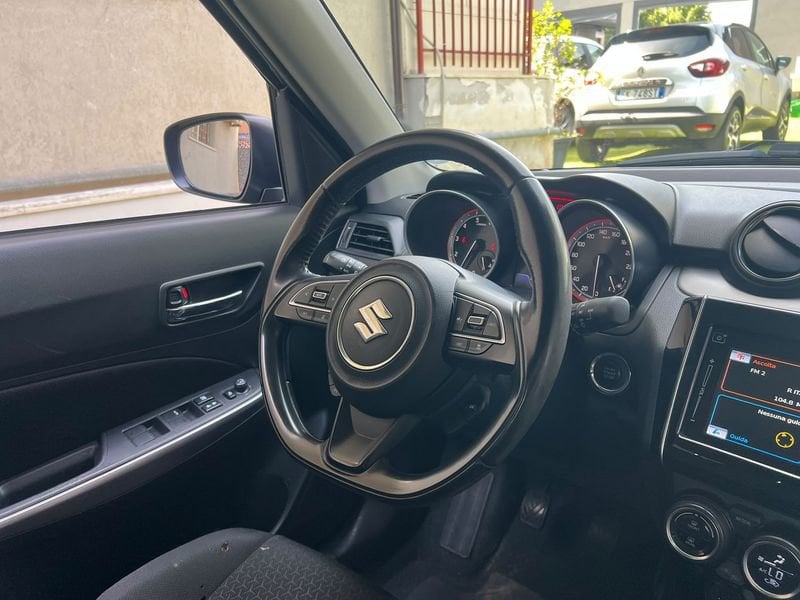 Suzuki   1.2 Hybrid Top 2WD