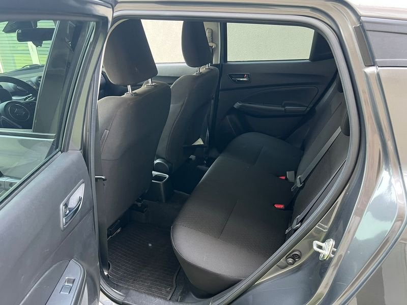 Suzuki   1.2 Hybrid Top 2WD