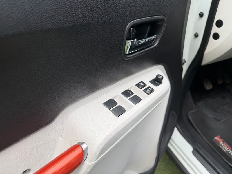 Suzuki Ignis  Ignis 1.2h Top 2wd