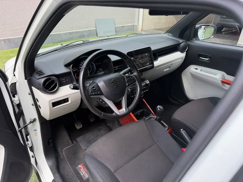 Suzuki Ignis  Ignis 1.2h Top 2wd