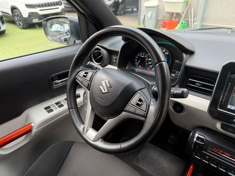 Suzuki Ignis  Ignis 1.2h Top 2wd