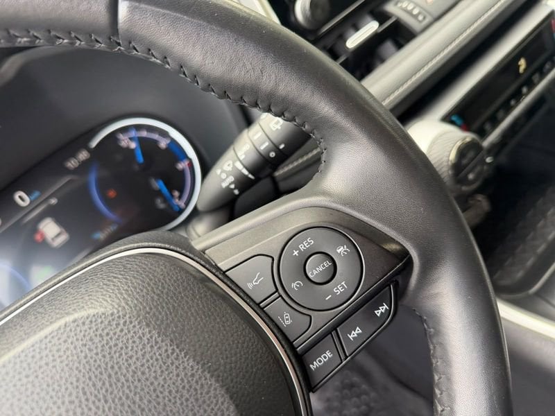 Toyota RAV4  Rav4 2.5 vvt-ie h Active 2wd 218cv e-cvt