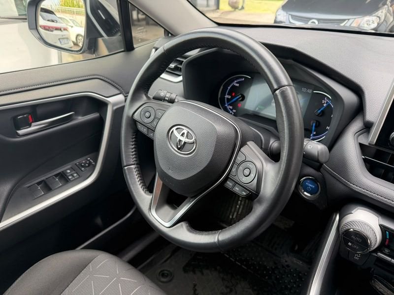 Toyota RAV4  Rav4 2.5 vvt-ie h Active 2wd 218cv e-cvt
