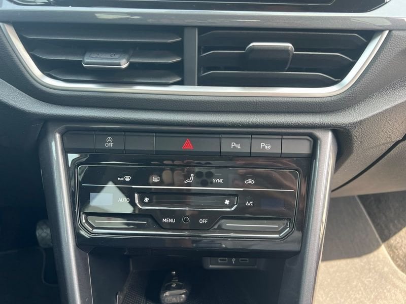 Volkswagen T-Roc  T-Roc 1.0 tsi Style 110cv